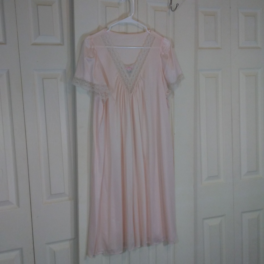 Deena Vintage Peach Nightgown
